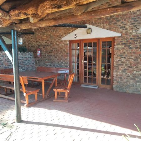 Boskoppie Lion & Tiger Reserve Kroonstad Extérieur photo
