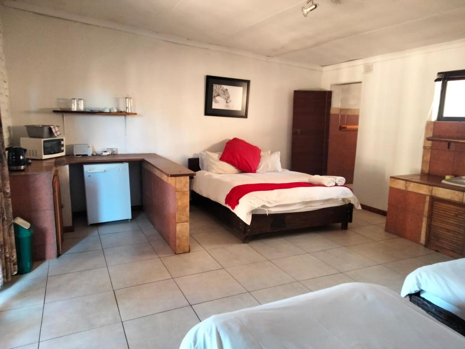 Boskoppie Lion & Tiger Reserve Kroonstad Extérieur photo