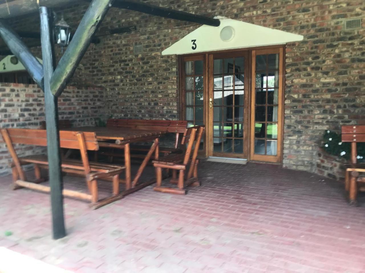 Boskoppie Lion & Tiger Reserve Kroonstad Extérieur photo